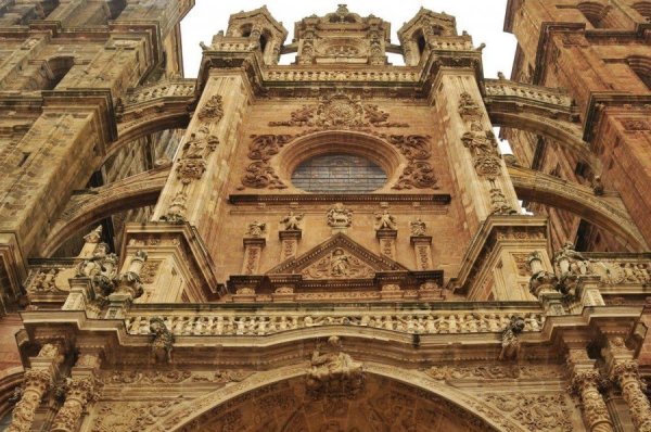 El Camino de Santiago: A Pilgrimage to Santiago de Compostela ...