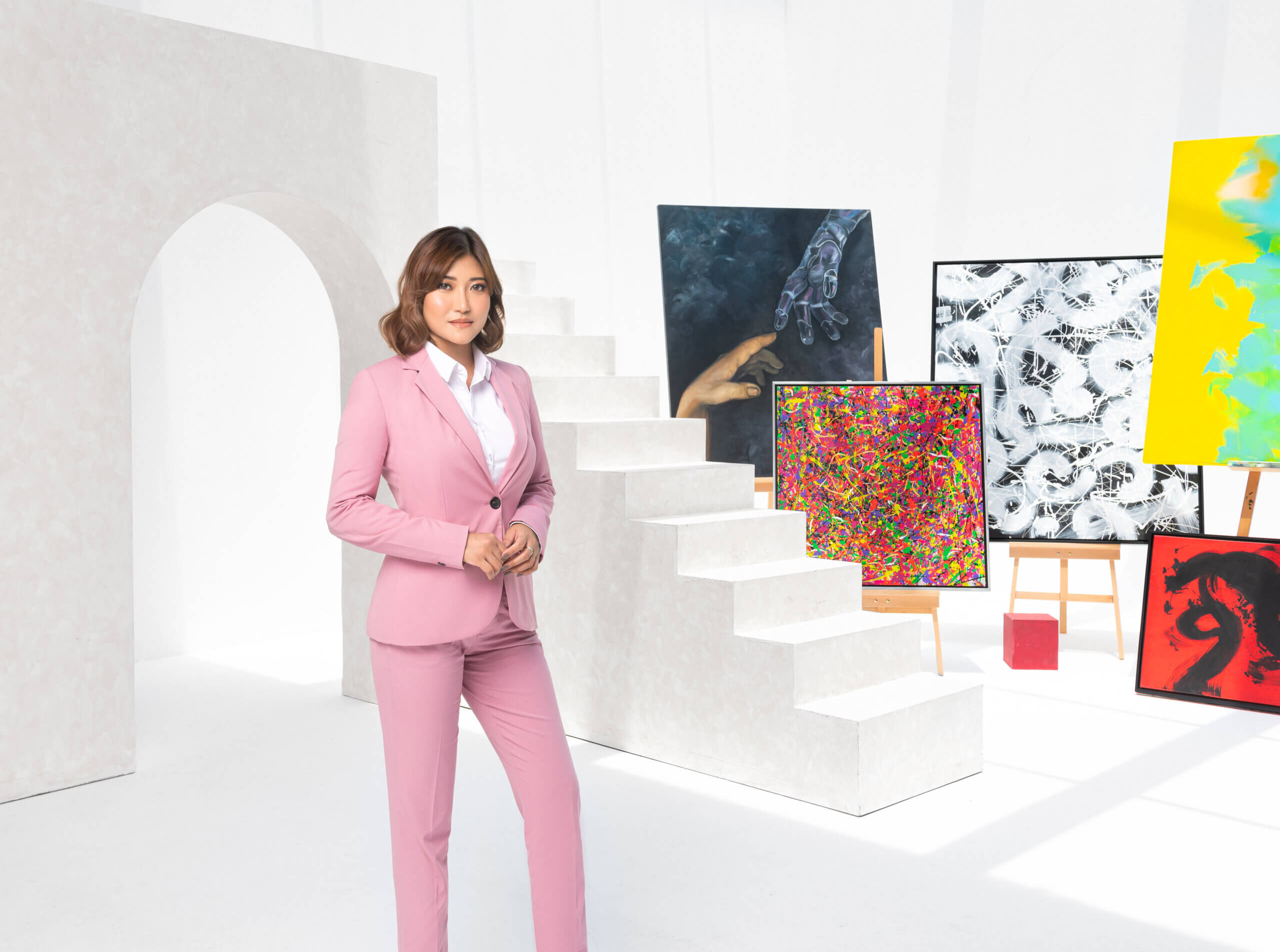 Filipina Artist in Dubai: Romina May – Artist Spotlight